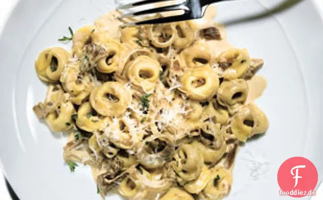 Tortellini mit Steinpilzsauce