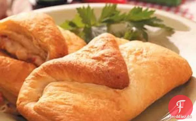 Umschläge mit Schinken und Schweizer Käse