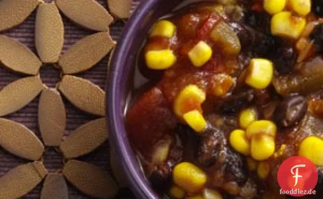 Salsa aus schwarzen Bohnen und Mais