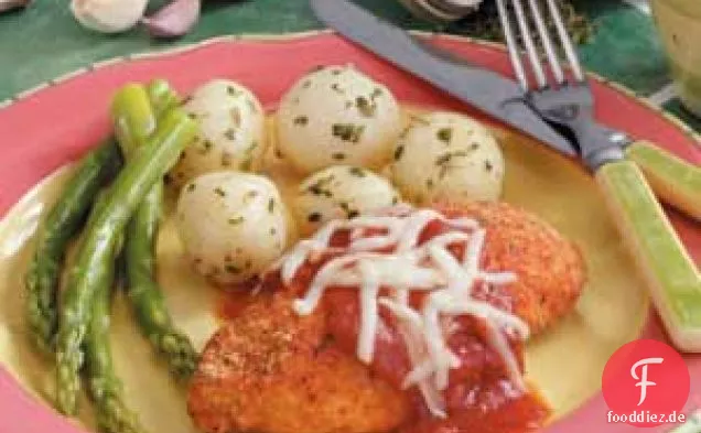 Gebackenes Hühnchen Parmigiana