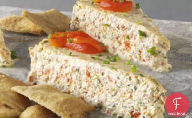 Käsekuchen mit Kräutern und gerösteten Paprika