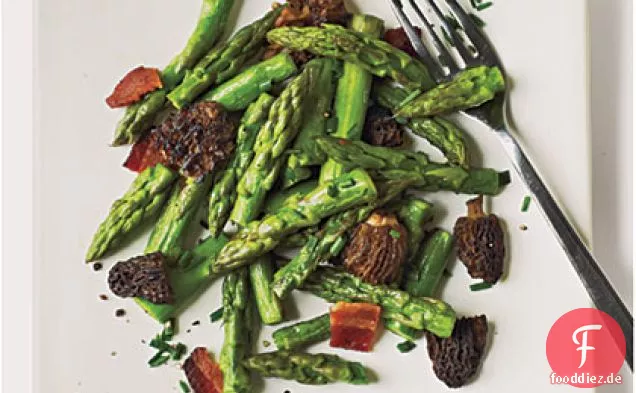Smoky Spargel und Champignons Anbraten