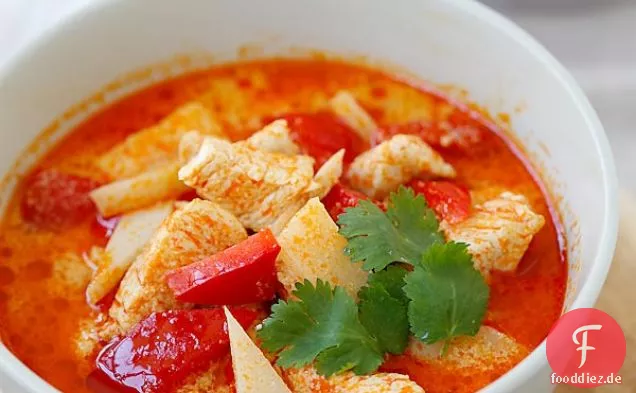 Thailändisches Hühnercurry mit Bambussprossen