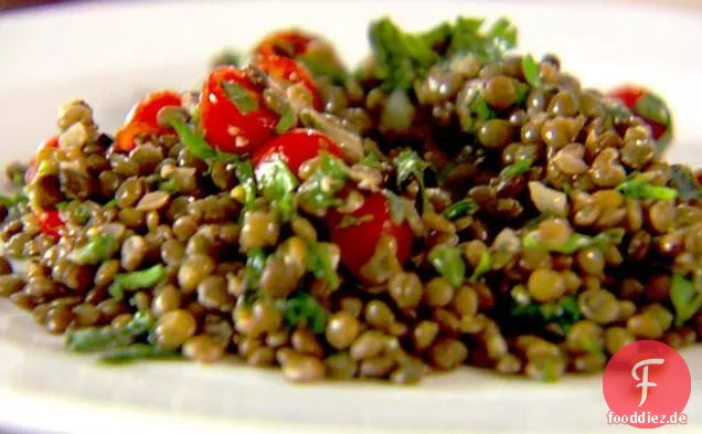 Kräuterlinsen mit Spinat und Tomaten