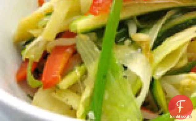 Warmer orientalischer Salat