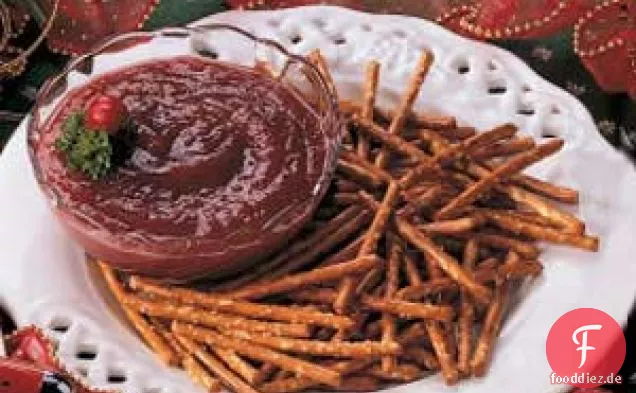 Rubinroter Brezel-Dip