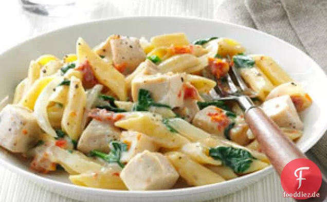 Hühnchen-Spinat-Mostaccioli