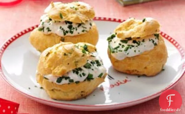 Windbeutel mit Schinken und Käse