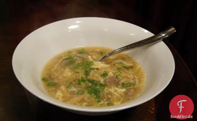 Abendessen heute Abend: Einfache heiße und saure Suppe