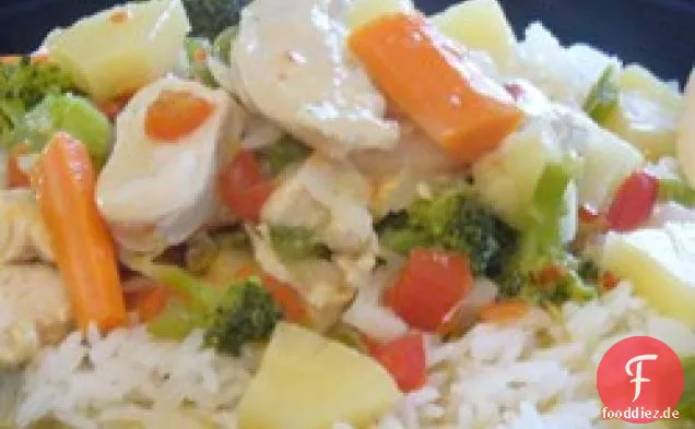 Thailändisches Ananas-Hühnchen-Curry