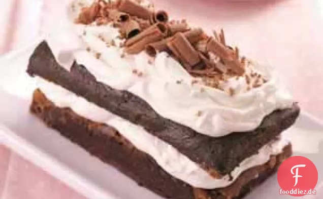 Dunkler Schokoladen-Pekannuss-Kuchen