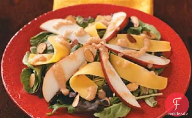 Erntesalate mit Birnenvinaigrette
