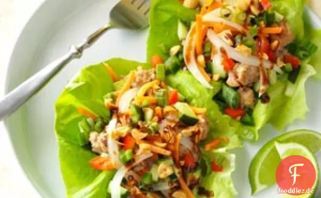 Vietnamesische Schweinefleisch-Salat-Wraps