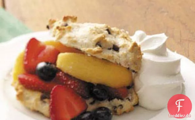 Drei-Früchte-Shortcakes