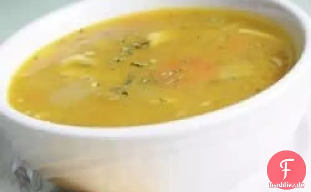 Hühner-Gemüsesuppe mit Nudeln