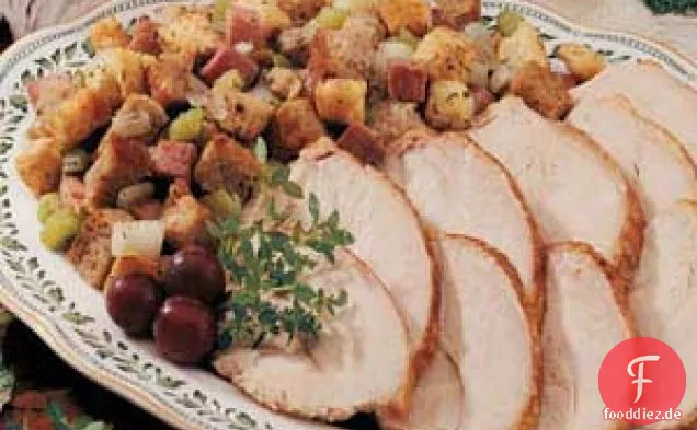 Truthahn mit Country Ham-Füllung