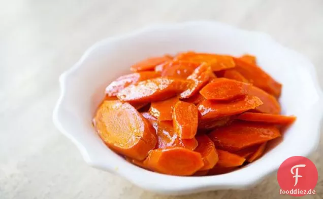 Klassische glasierte Karotten