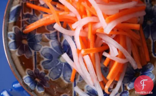 Karotte und Daikon Gurke