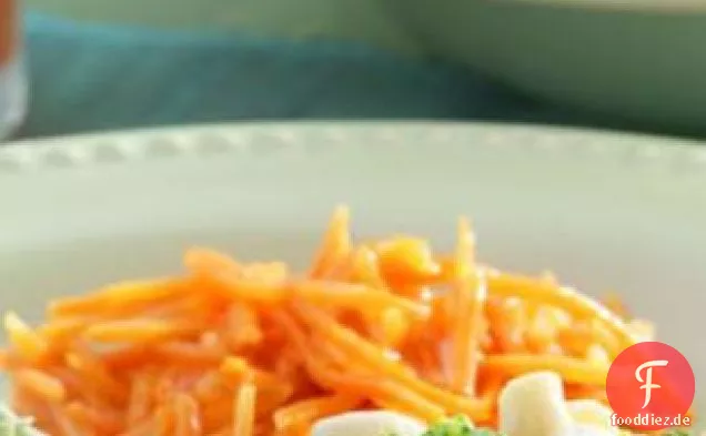 Orange-glasierte zerkleinerte Karotten