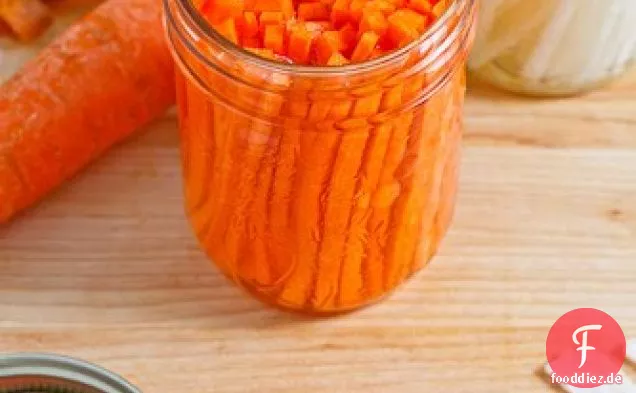 Vietnamesische Eingelegte Karotten und Daikon-Rettich