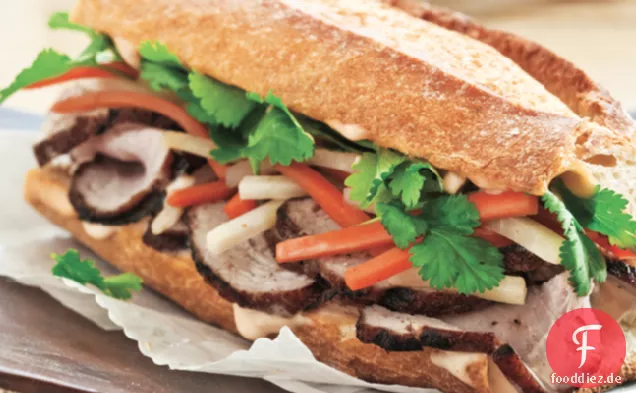 Vietnamesische gegrillte Schweinefleisch-Sandwiches