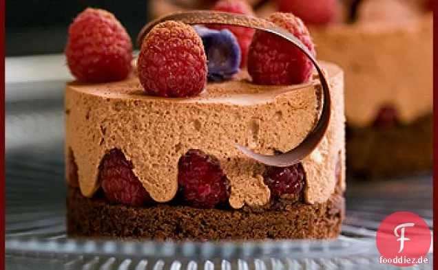 Dunkle Schokolade, Himbeerkuchen und seine Schokolade-Ingwer-Mousse
