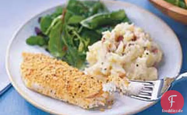Knuspriger Kräuterfisch mit Parmesankartoffeln