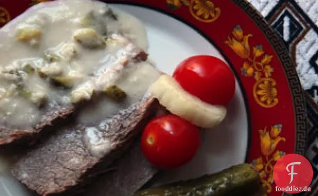Gekochtes Rindfleisch mit Meerrettichsauce