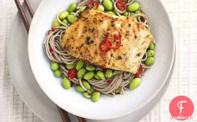 Miso Pollack Mit Edamame-Nudeln