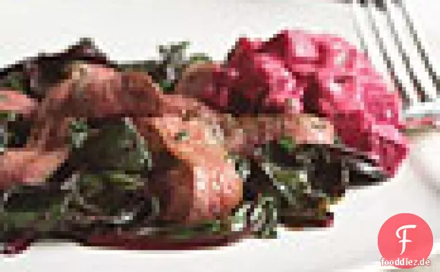 Gegrilltes Flankensteak mit sautierten Rübengrüns und cremigen Meerrettichrüben