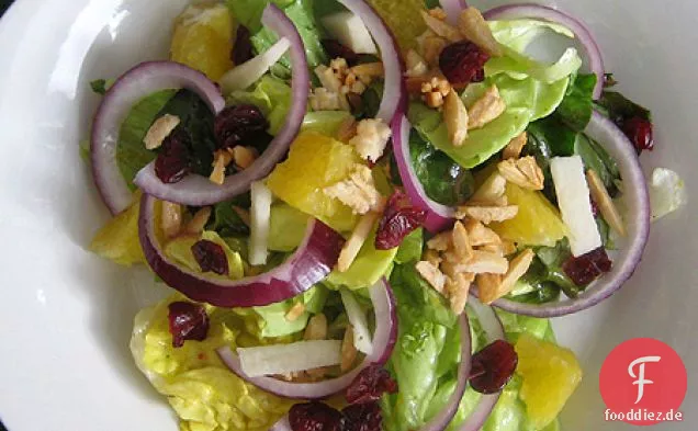 Cran-Orangen-Mandel-Salat