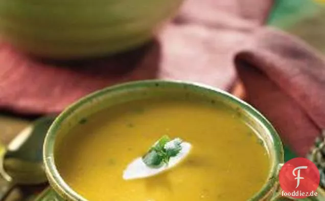 Cremige Karotten-Pastinaken-Suppe