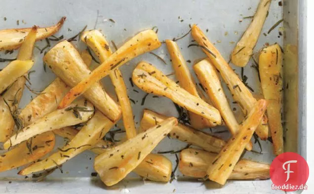 Gebackene Pastinaken Pommes mit Rosmarin