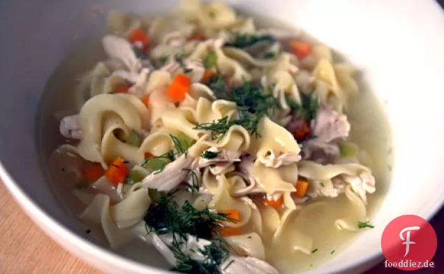 Abendessen heute Abend: Alice Waters 'Hühnernudelsuppe