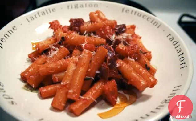 Abendessen heute Abend: Ziti mit Pfanne-geröstetes Wurzelgemüse