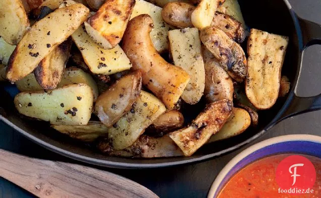 Fingerling Kartoffeln mit Kürbiskern Romesco