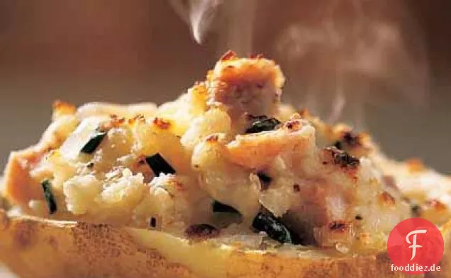 Schinken-und-Schweizer-geladene Kartoffeln