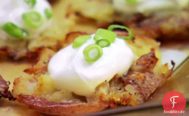Geröstete, zertrümmerte und geladene Kartoffeln