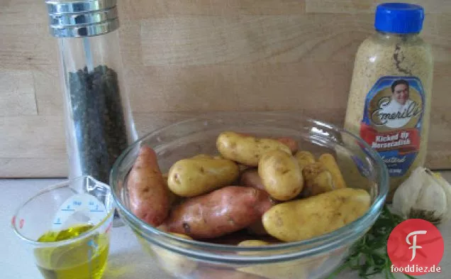 Knoblauch-Rosmarin geröstete Babykartoffeln