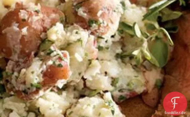 Petersilie zerschlagen Neue Kartoffeln