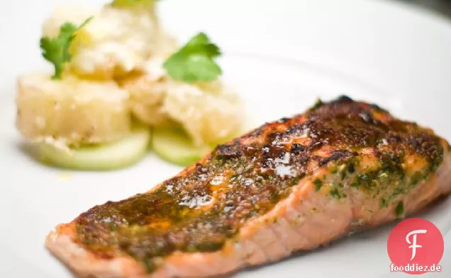 Lachs mit einer minzigen Miso-Glasur