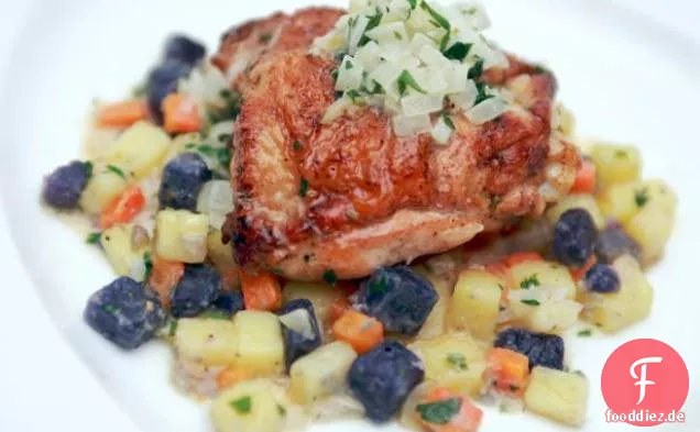 Pan Sautierte Butter Huhn und Kartoffeln