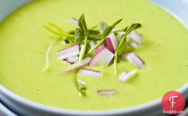 Gekühlte englische Erbsensuppe mit Schinken & Rettich