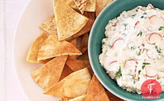 Pita-Chips mit Feta-Rettich-Aufstrich