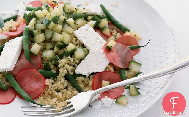 Quinoa-Salat mit Eingelegten Radieschen und Feta
