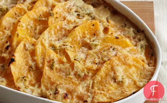 Würzige Jakobsmuscheln Rutabagas mit Petersilie