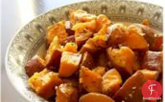 Süßkartoffeln mit Thymian und Knoblauch