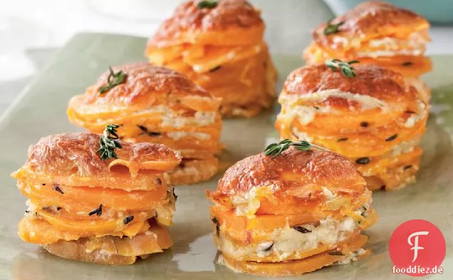 Scalloped Süßkartoffel Stapel