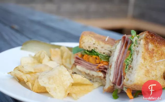 Schinken-Süßkartoffel-Sandwich