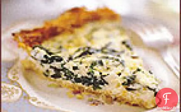 Escarole Torta mit Süßkartoffel-Hash-Braune Kruste